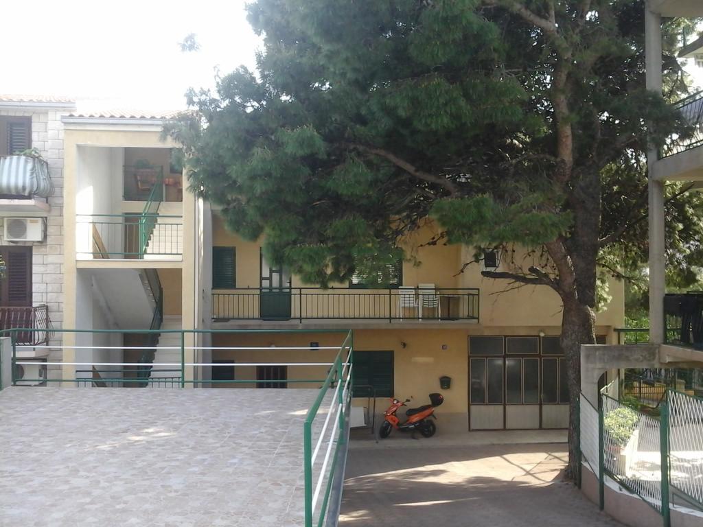 Apartment Burich Makarska Exterior photo